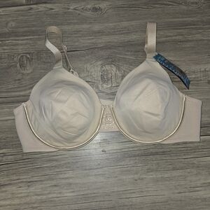 Vanity Fair Cream Bra
